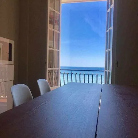 Centralissimo Frontemare Lt0367 Appartement
