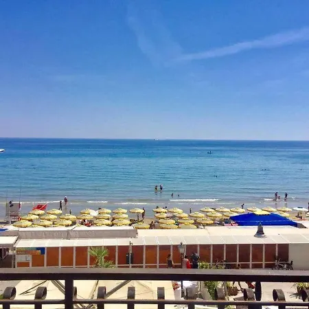 Centralissimo Frontemare Lt0367 Appartement *